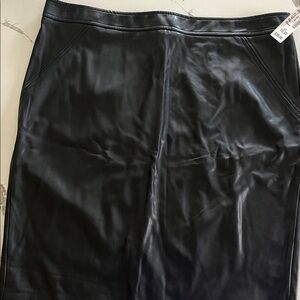 Dressbarn Black Faux Leather Skirt